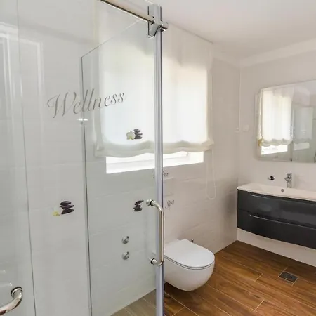 Διαμέρισμα With A Parking Space - 15790