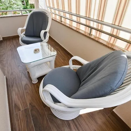 Διαμέρισμα With A Parking Space - 15790 Ζαντάρ