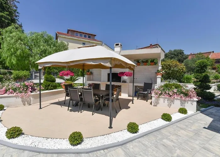 With A Parking Space - 15790 *