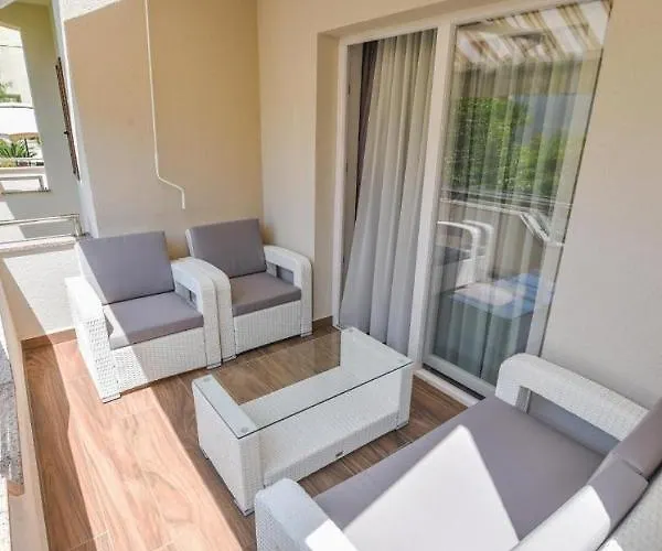 Lägenhet With A Parking Space - 15790 Zadar